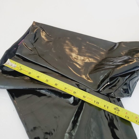 COMMANDO USA High Rise Vinyl Shapewear Pants - Picture 8 of 9